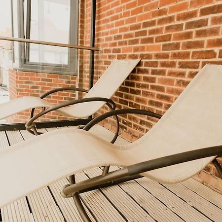 The Sea Deck Apartment - Westbrook Bay Beach - By Goldex Coastal Breaks Margate Exterior foto