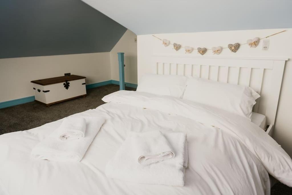 The Sea Deck Apartment - Westbrook Bay Beach - By Goldex Coastal Breaks Margate Exterior foto